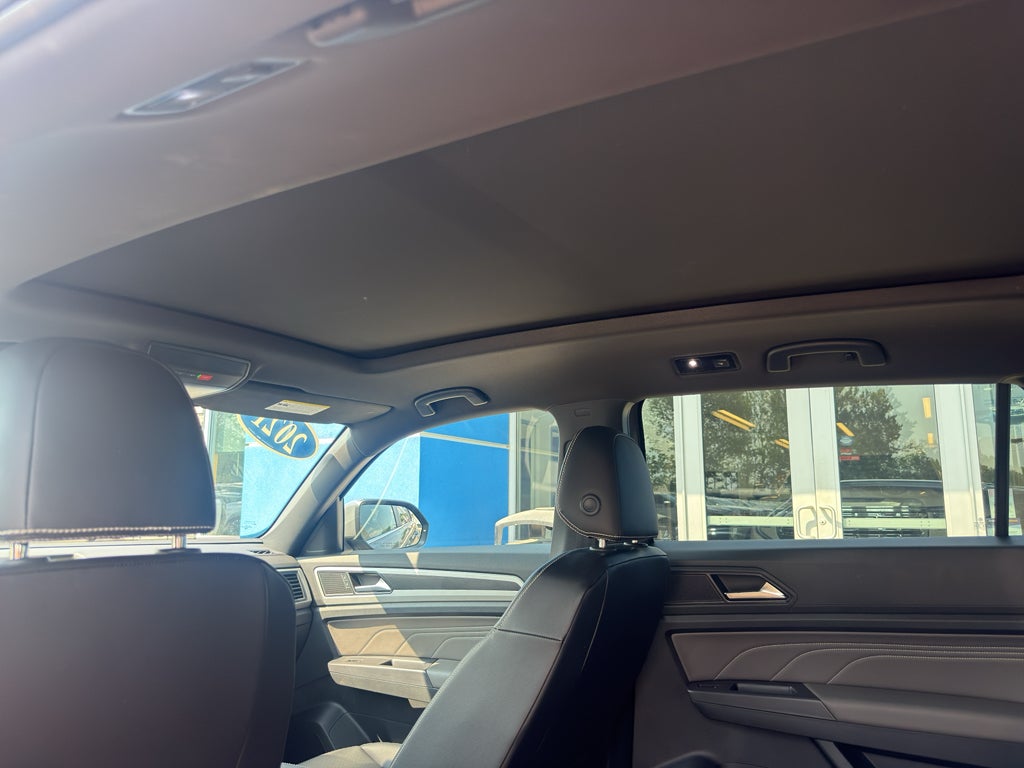 2021 Volkswagen Atlas Cross Sport 3.6L V6 SE w/Technology R-Line