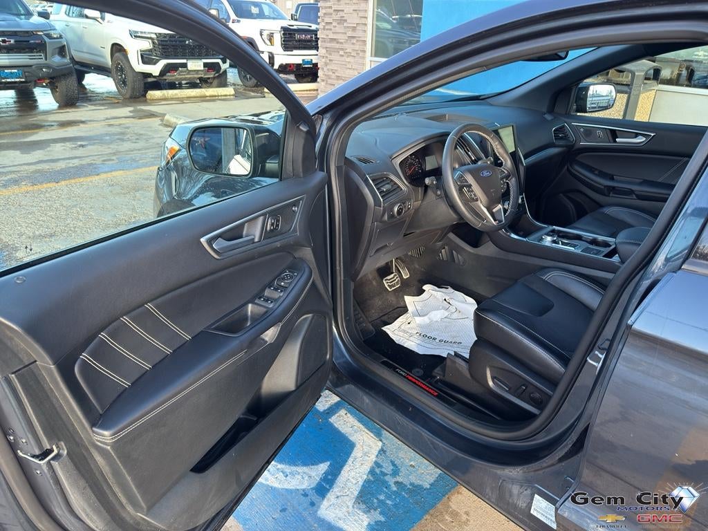 2023 Ford Edge ST