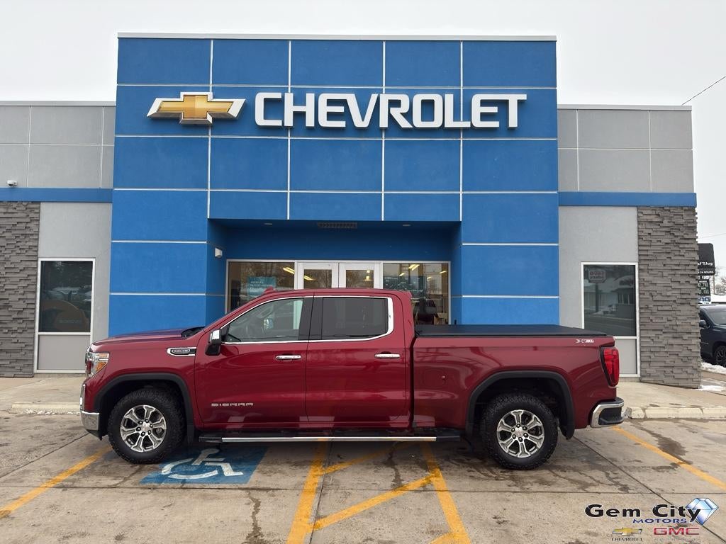 2019 GMC Sierra 4WD Crew Cab Standard Box SLT's photo